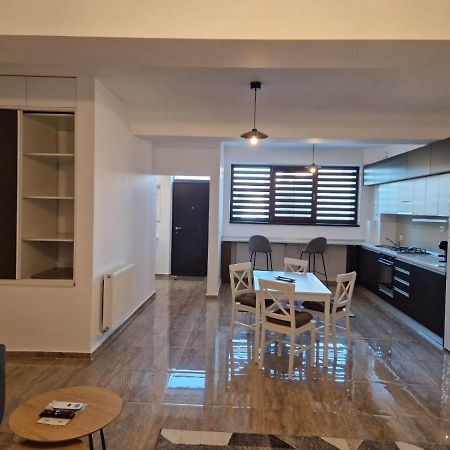 Danube Appartement Brăila Buitenkant foto