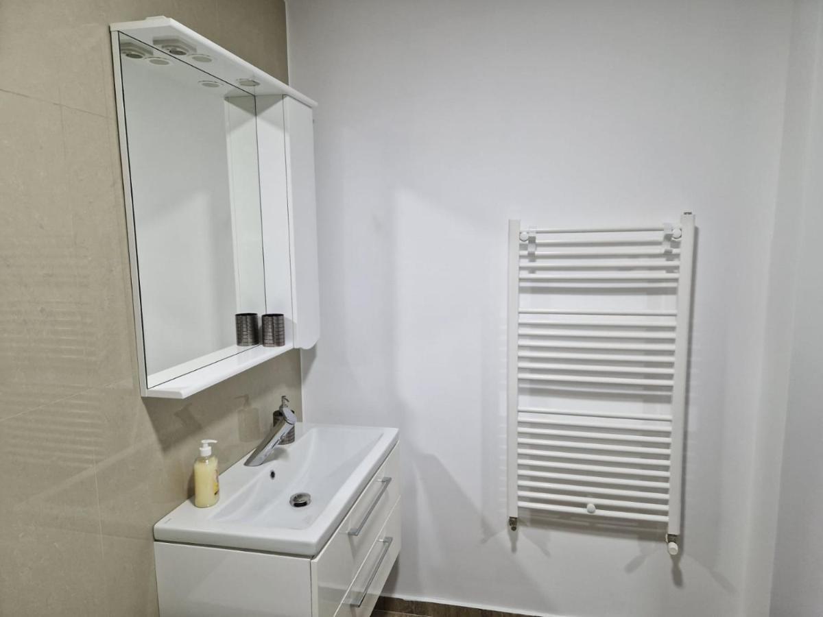 Danube Appartement Brăila Buitenkant foto